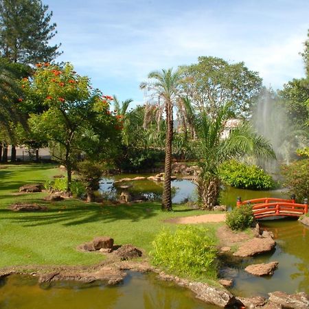 Lacqua Diroma Hotel Com Parque Aquatico 24 Horas Caldas Novas Buitenkant foto