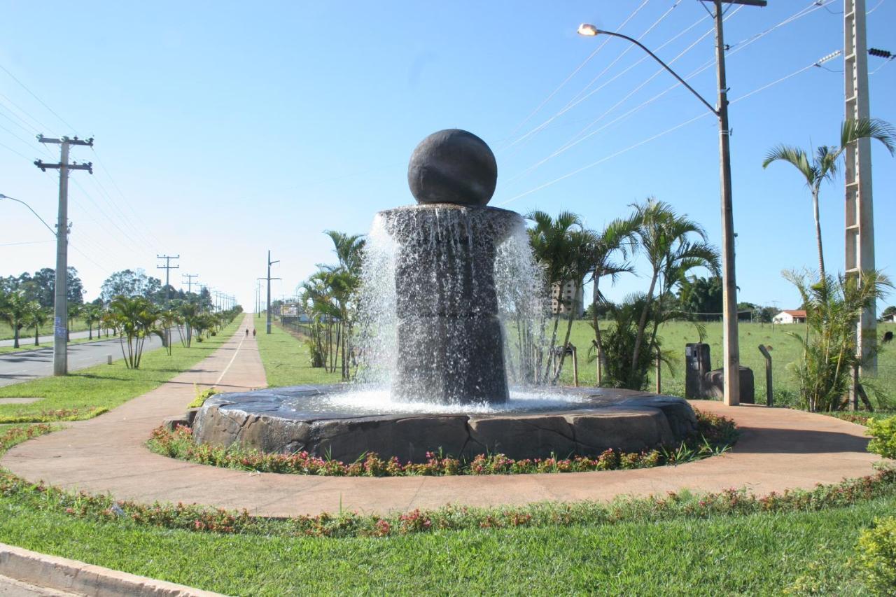 Lacqua Diroma Hotel Com Parque Aquatico 24 Horas Caldas Novas Buitenkant foto