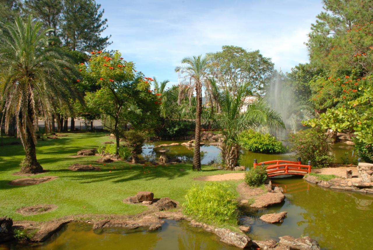 Lacqua Diroma Hotel Com Parque Aquatico 24 Horas Caldas Novas Buitenkant foto